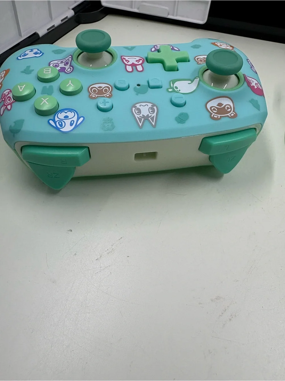 Nintendo Switch Enhanced Wired Controller Animal Crossing New Horizons by PowerA